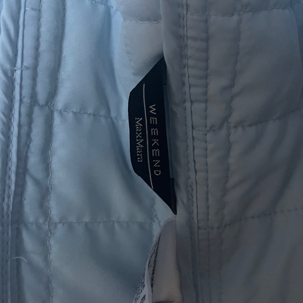 Max Mara Weekend Lightweight Blue Quilted Jacket - Picture 4 of 8